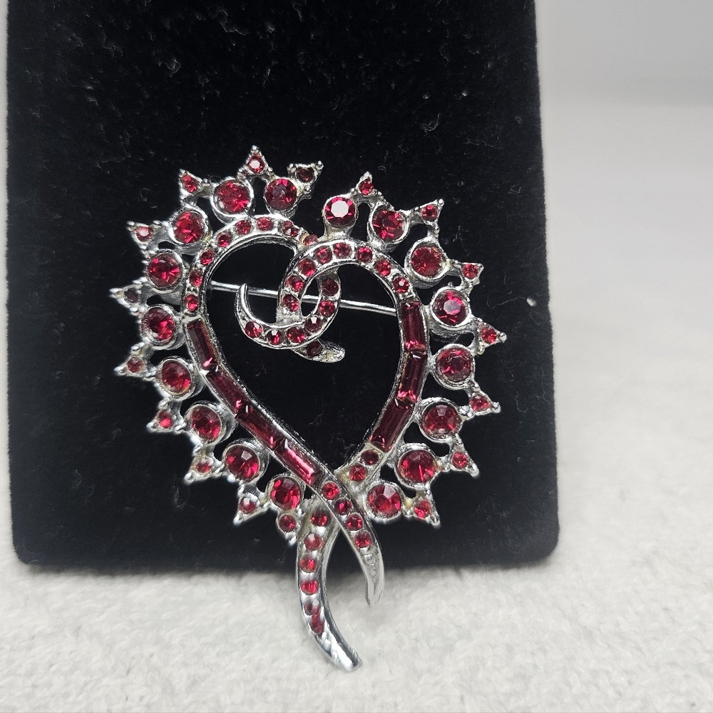 Vintage Red Rhinestone Heart Brooch